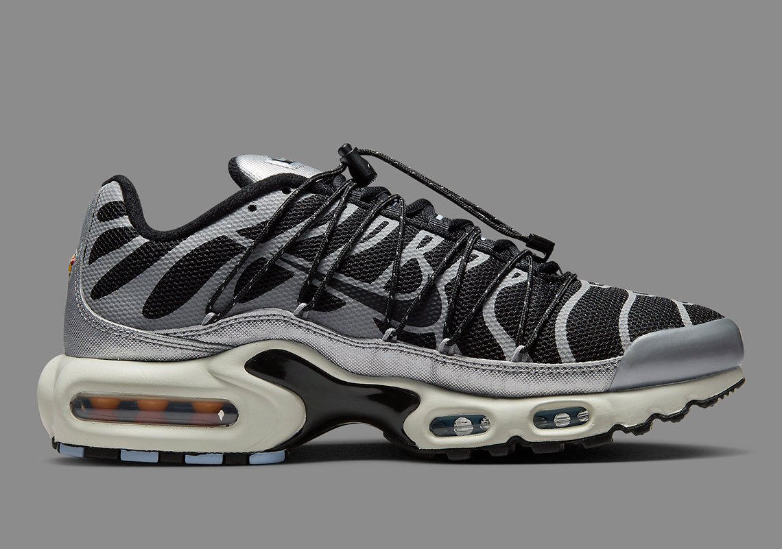 Nike air clearance max plus laces