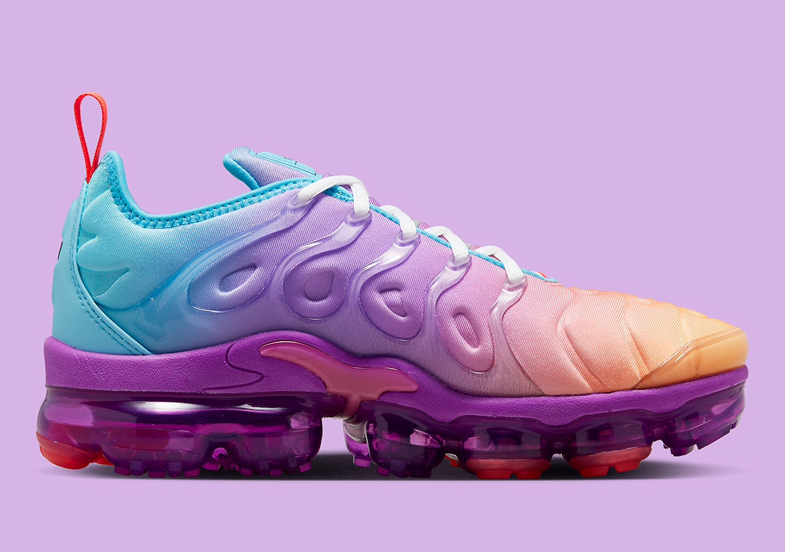 Nike air vapormax store plus women s multi black violet