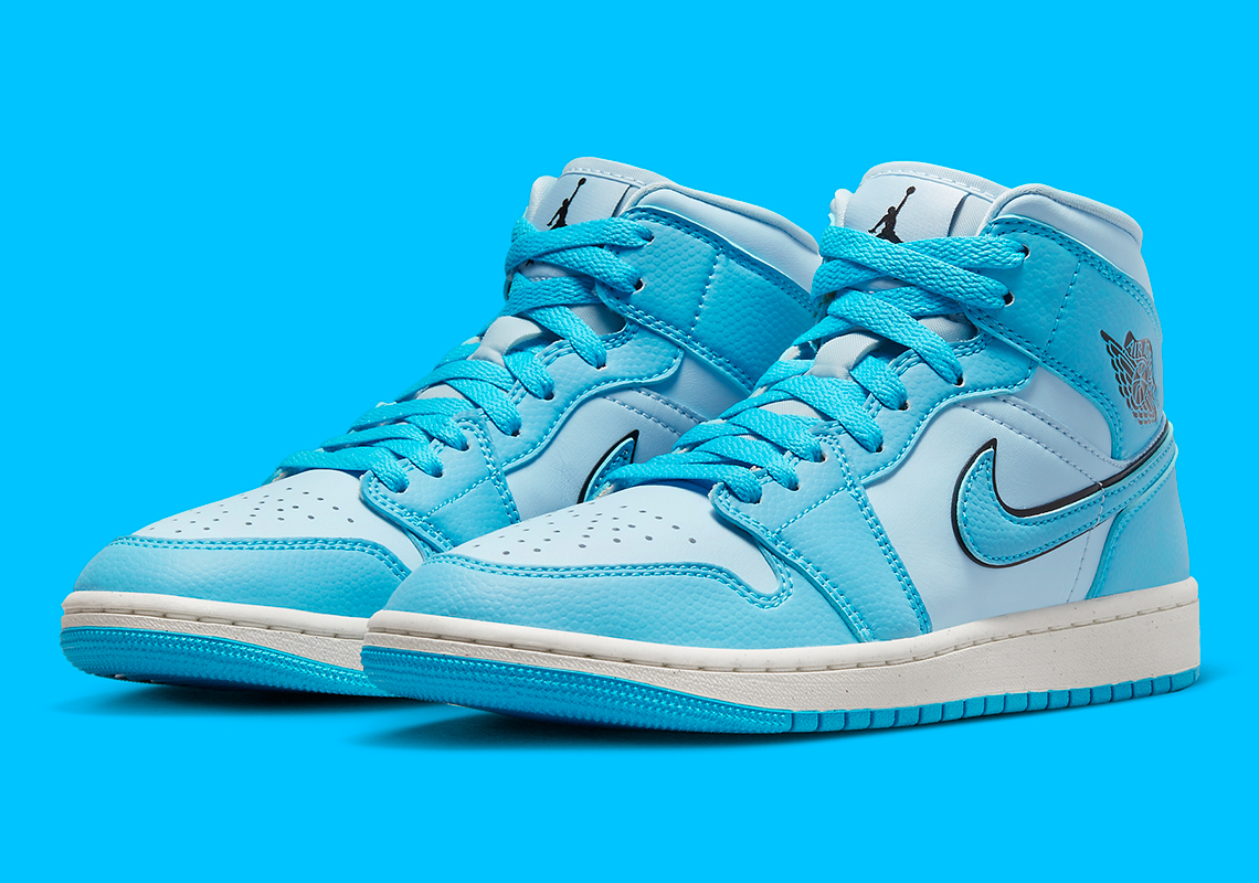 Air Jordan 1 Mid 'University Blue' Shoes