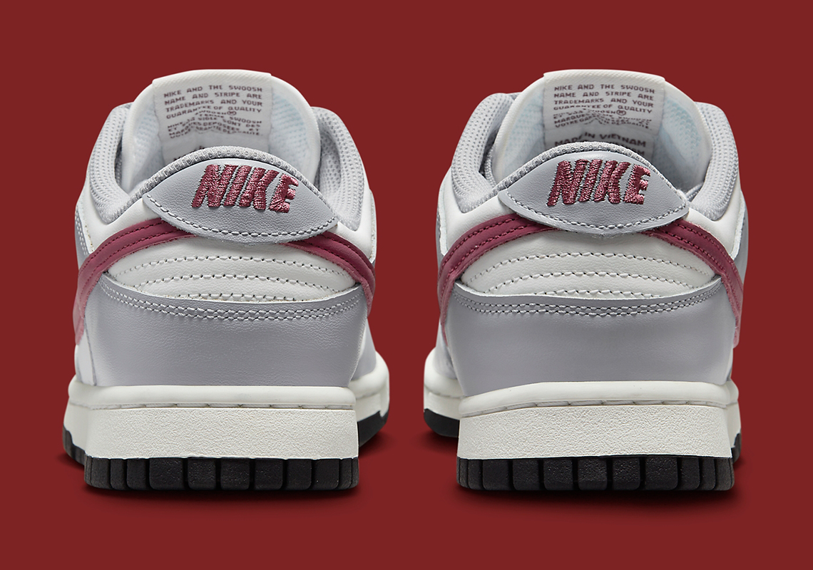 Nike dunks shop white burgundy gray