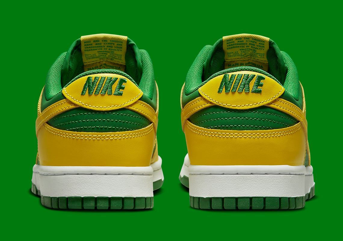 Nike Dunk Low Reverse Brazil DV0833-300 | SneakerNews.com