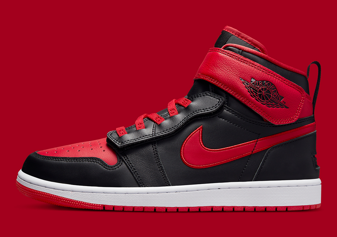 Here Are Some On-Feet Images of The Air Jordan 1 High Strap Bred