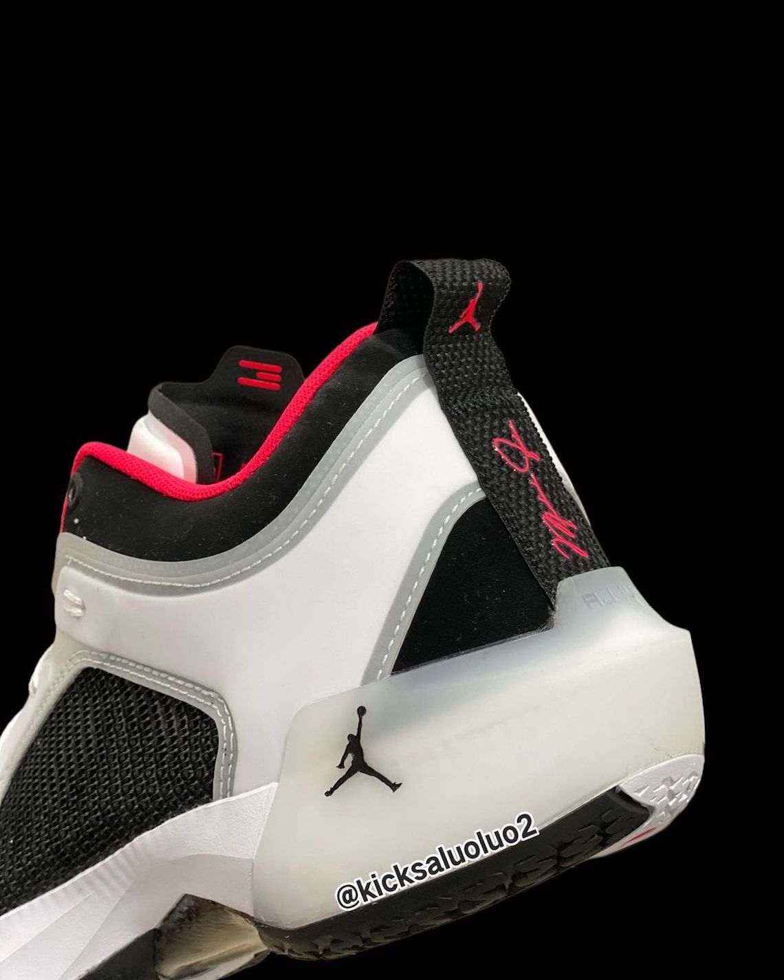 Air Jordan 37 Low White Black Red 06