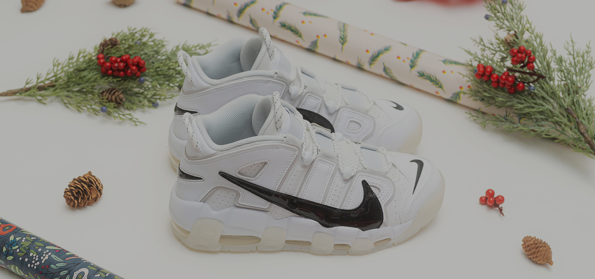 Nike air more on sale uptempo 96 foot locker