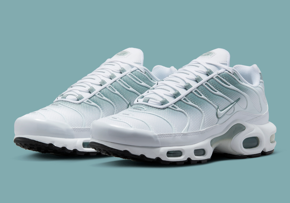 Nike tn hotsell white green