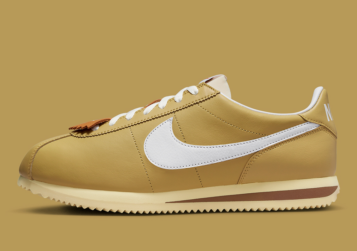 Nike Cortez Racing Rabbits FD0400 725 1