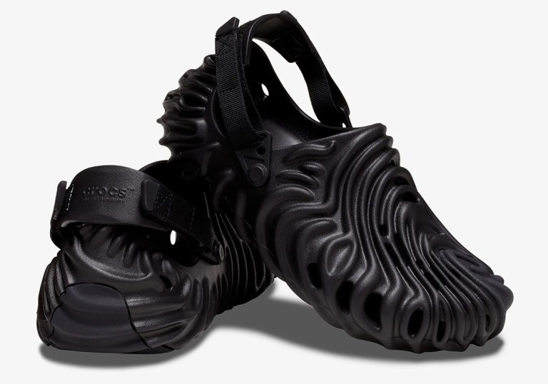Salehe-Bembury-Crocs-Pollex-  display picture 1