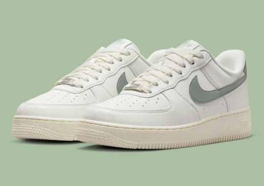 "Sail" And "Sage" Enact An Autumn-Ready Pairing On The Nike Air Force 1 Low Next Nature