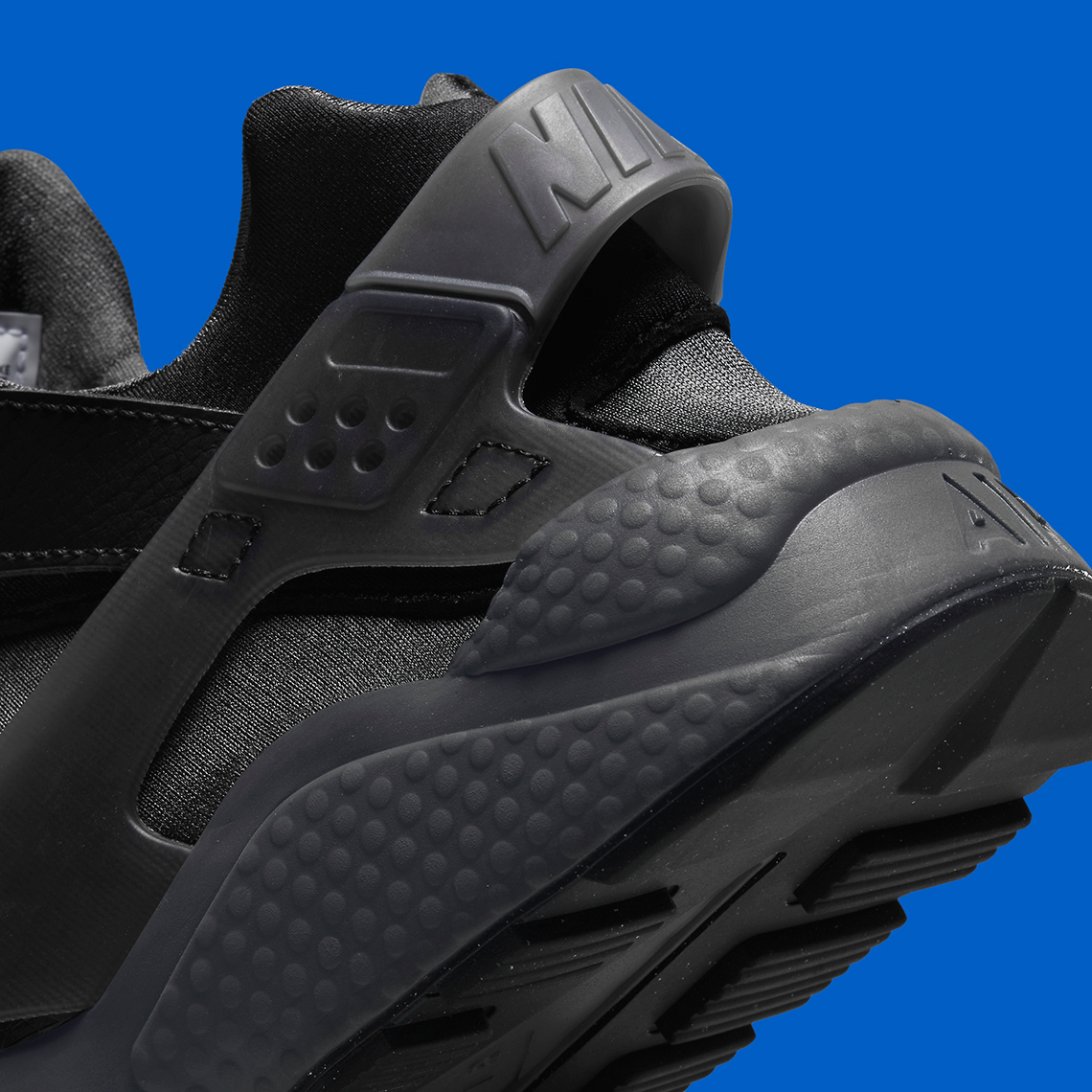 Huarache blu e outlet nere