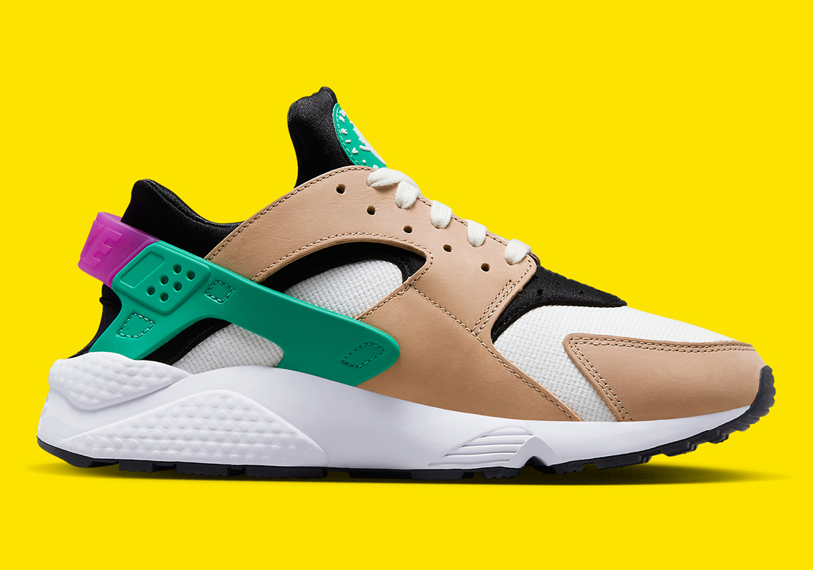 nike air huarache moving company DV0486 100 6