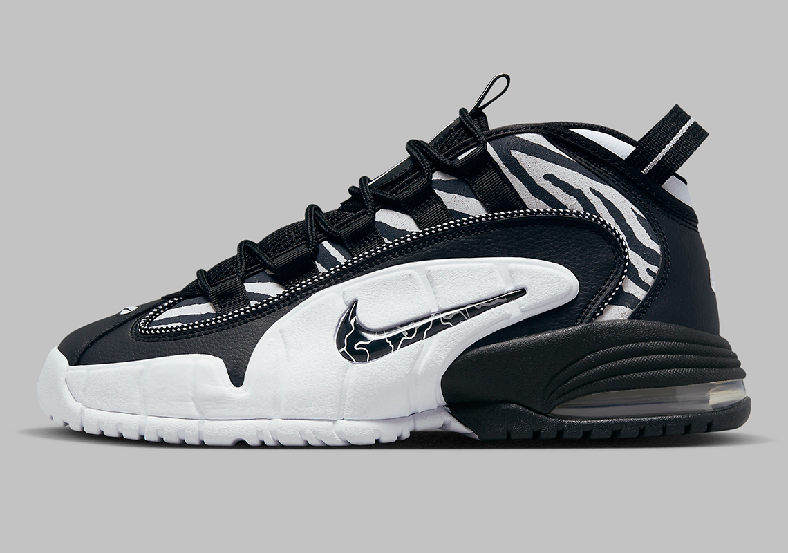 This Nike Jordan Air Max 270 React Eng Men Sneake 1 Is Covered In Tiger Stripes