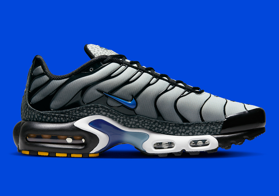 nike air max plus kiss my airs FD9755 001 8