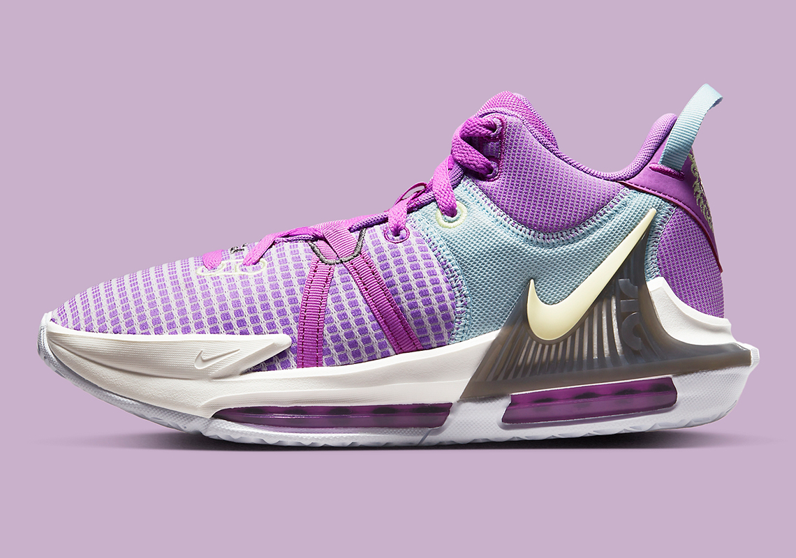 Purples And Pastels Liven This Nike shox LeBron Witness 7