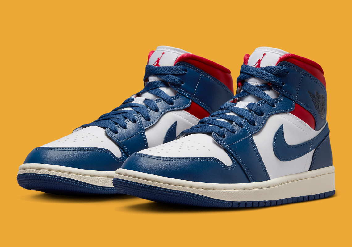 Air jordan 1 shop mid blue and red