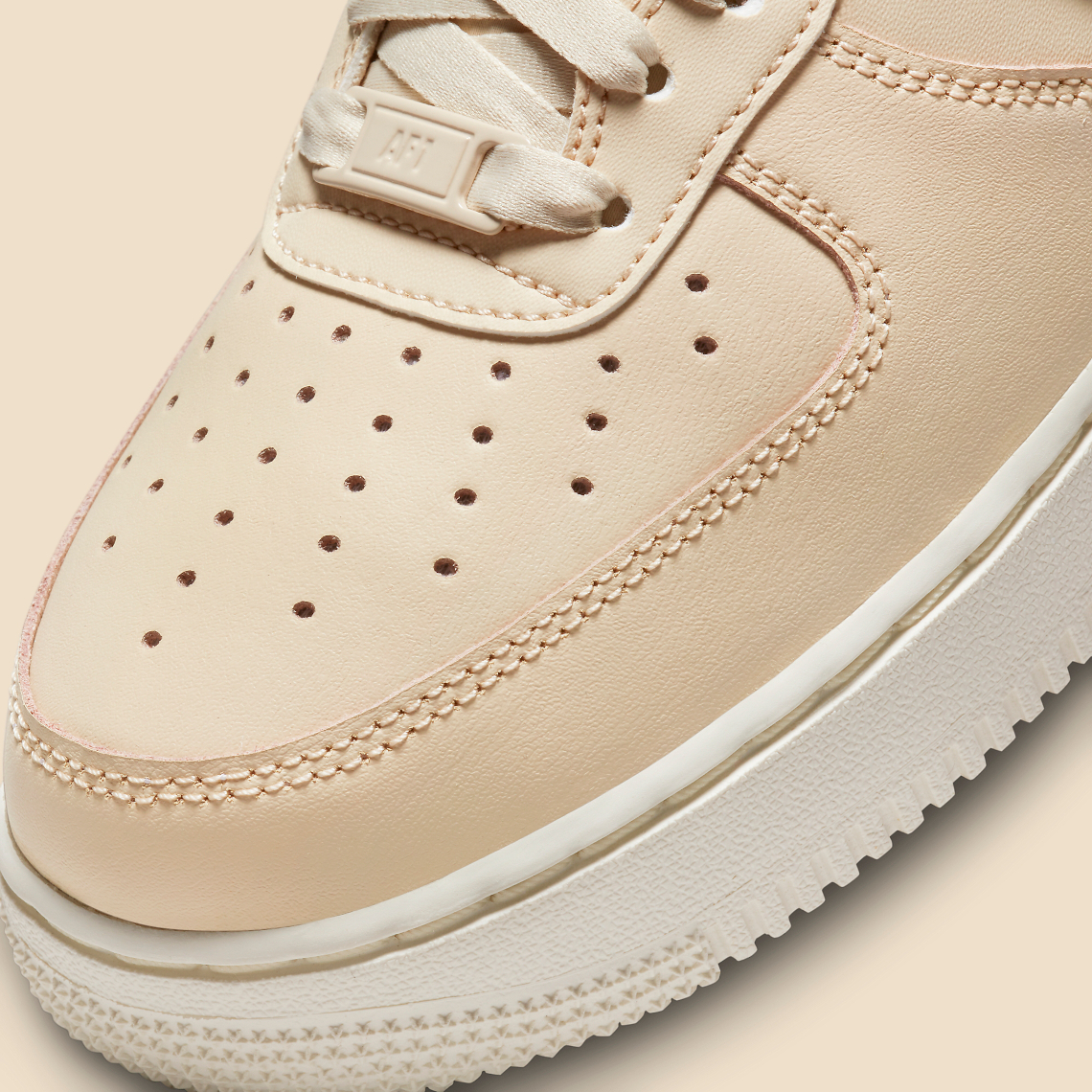 Nike Air Force 1 High “Golden Tan” •