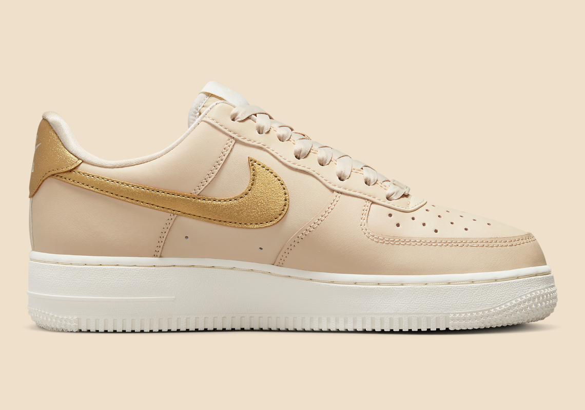 Nike air force 2024 1 with gold swoosh