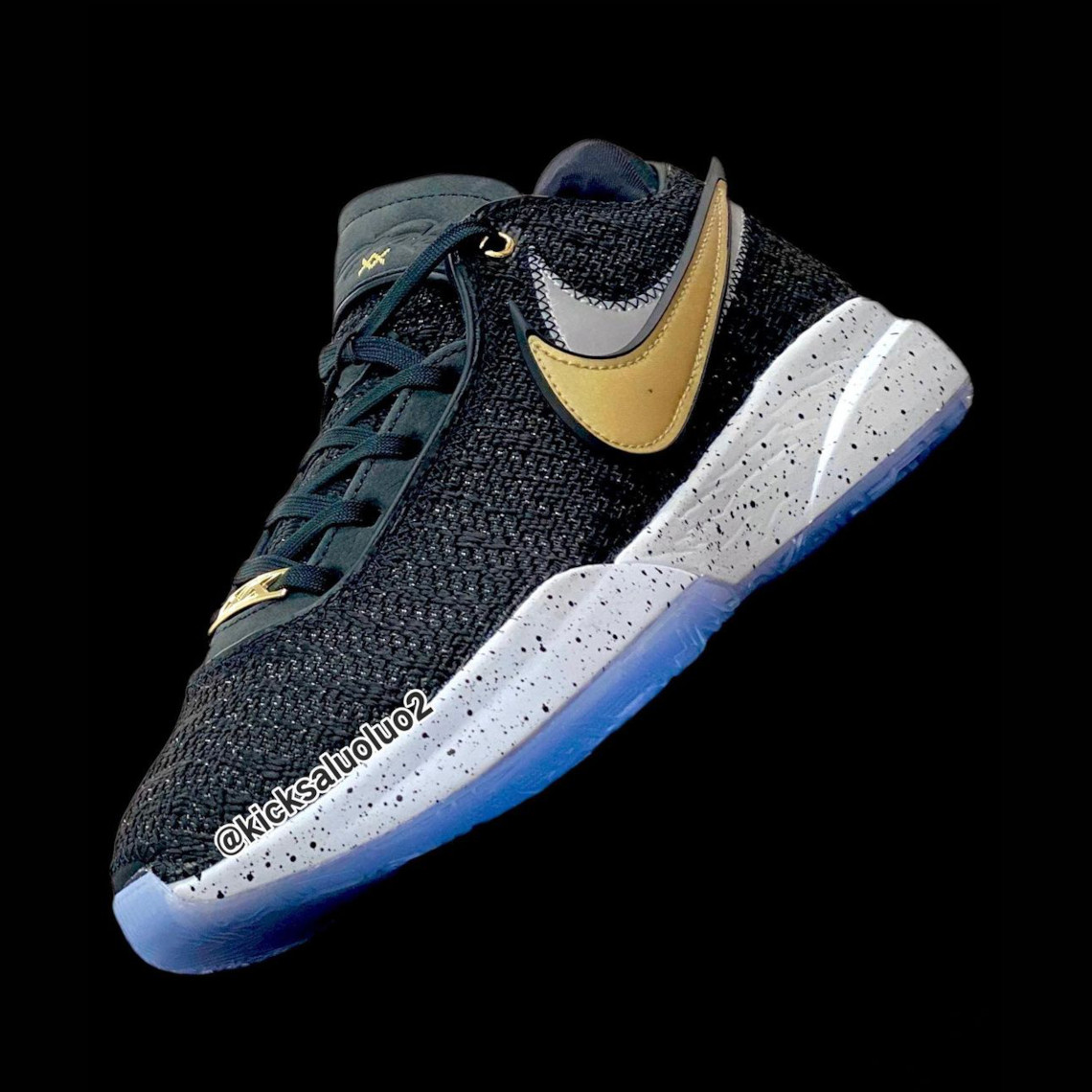 Nike lebron deals gold black