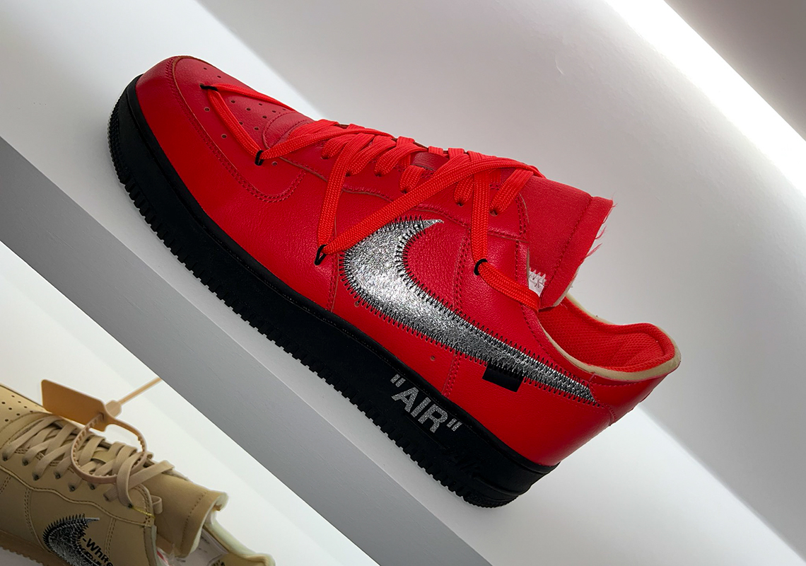 Virgil Abloh's New OFF-WHITE Nike Sneaker Uses Familiar Misplaced Checks -  WearTesters