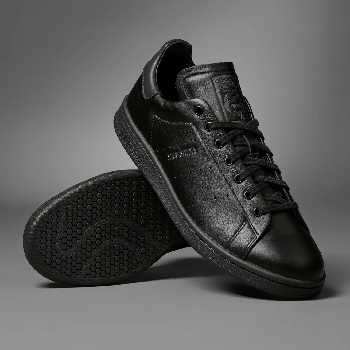 Louis Vuitton Gold logo black Stan Smith Sneakers • Kybershop