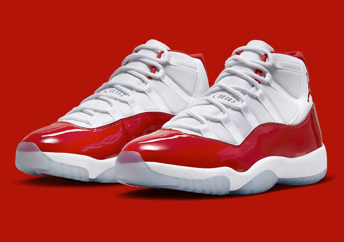 Jordan 11 white red best sale