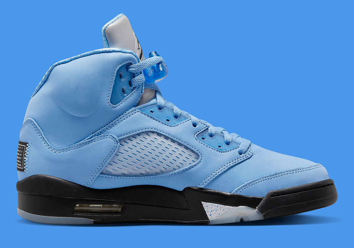 Official Look at the 'UNC' Air Jordan 5