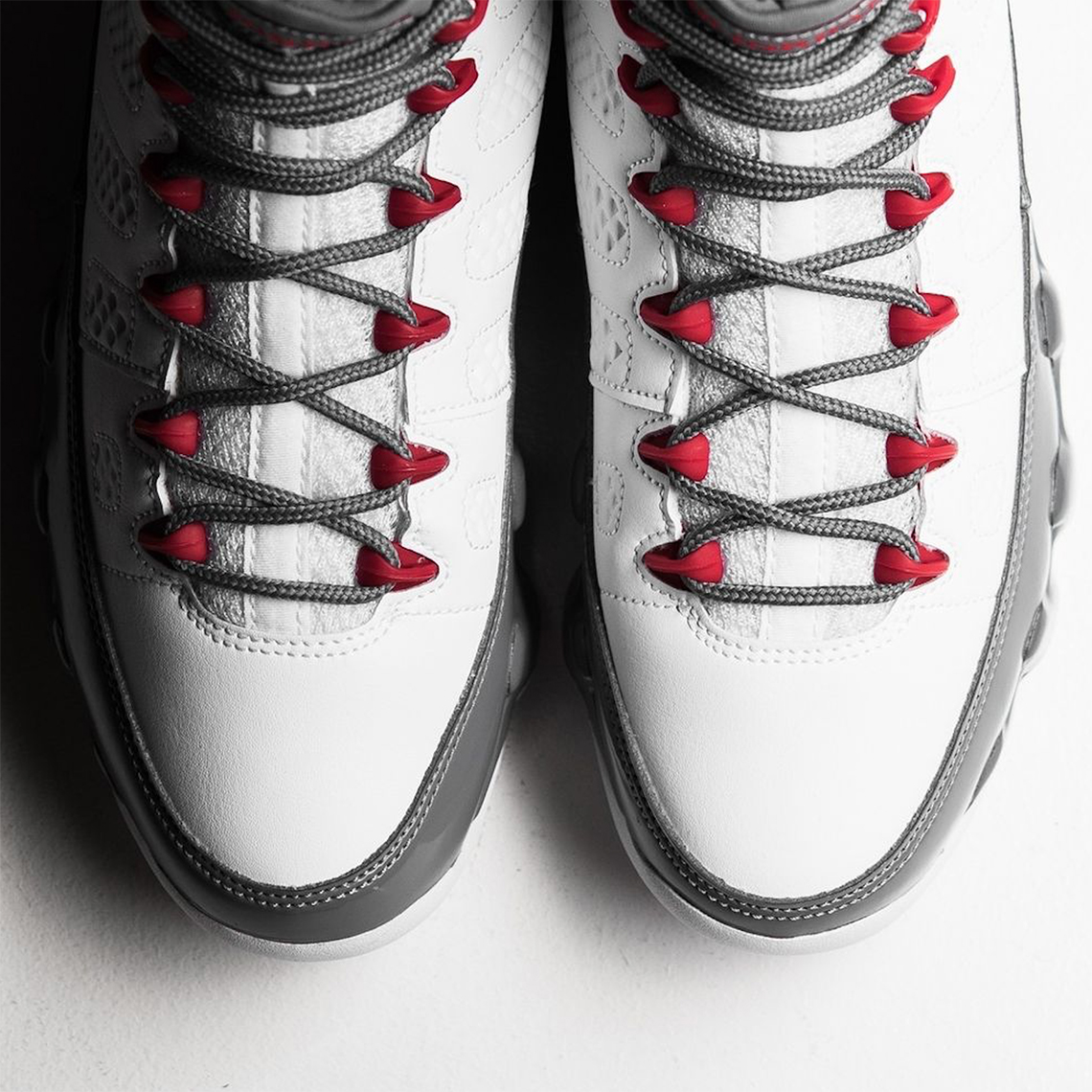 Air Jordan Gum 9 Fire Red Store List 3