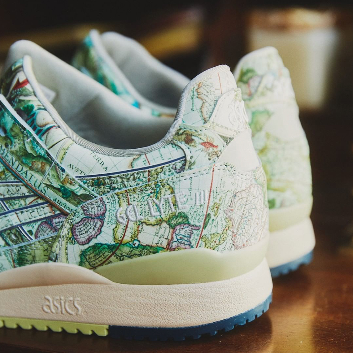 más Permiso saltar atmos ASICS GEL-LYTE III Aged Map Release Date | SneakerNews.com