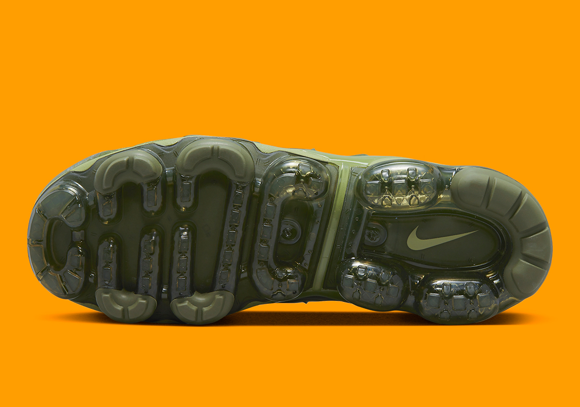 Nike Vapormax Plus Alligator FD0295 300 SneakerNews