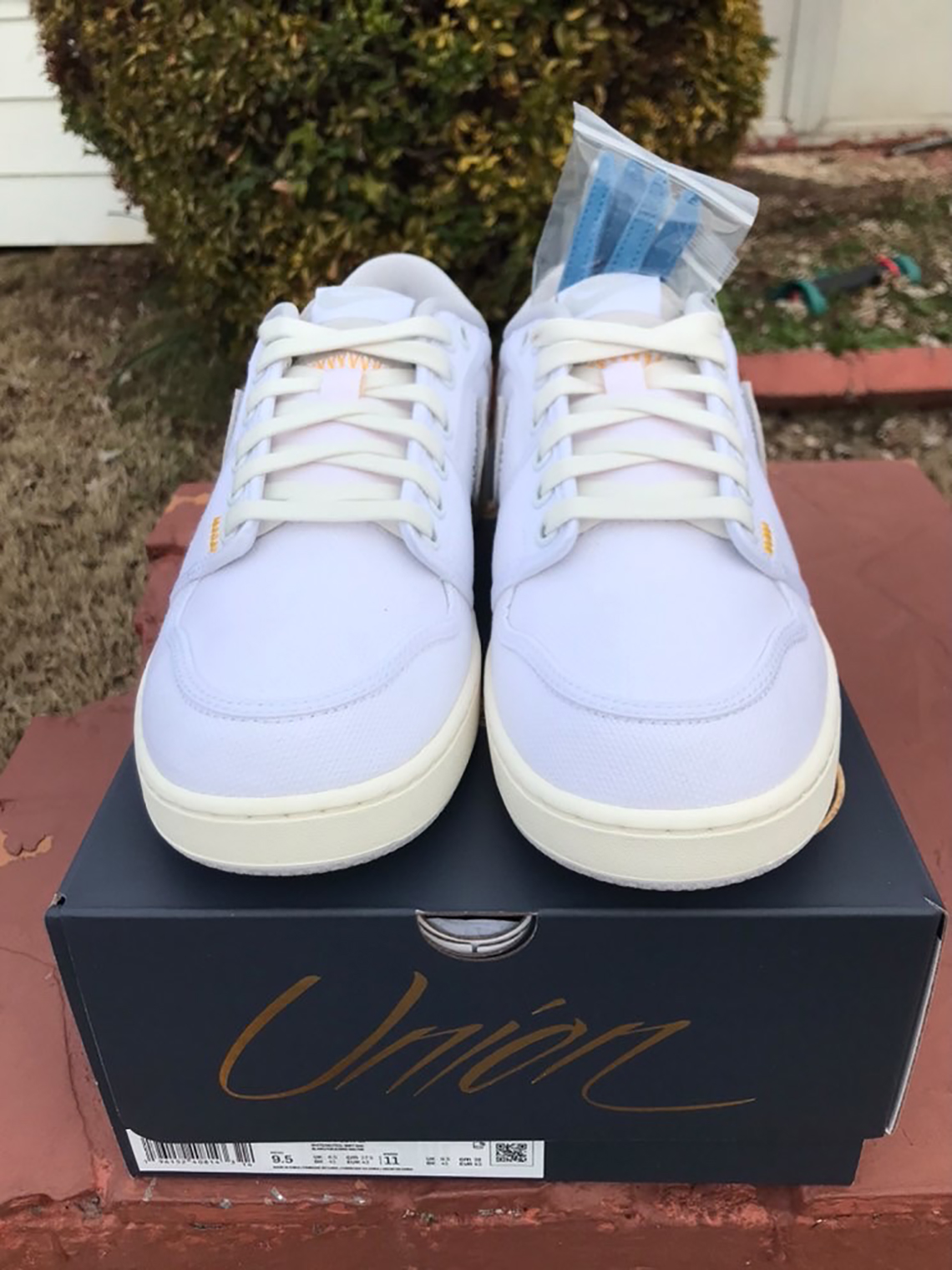 Union Air Jordan 1 Ko Low White Sail University Gold Neutral Grey Do8912 101 3