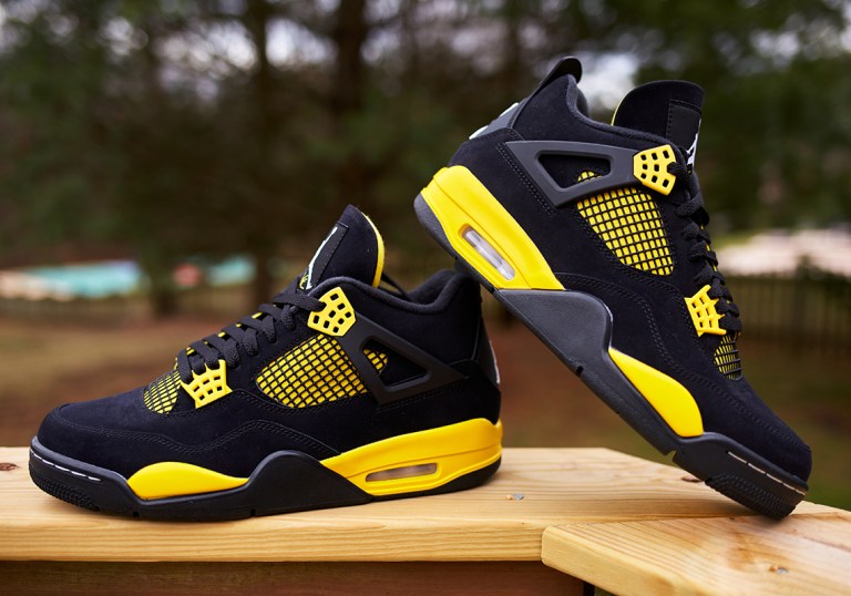 Air Jordan 4  display picture 3