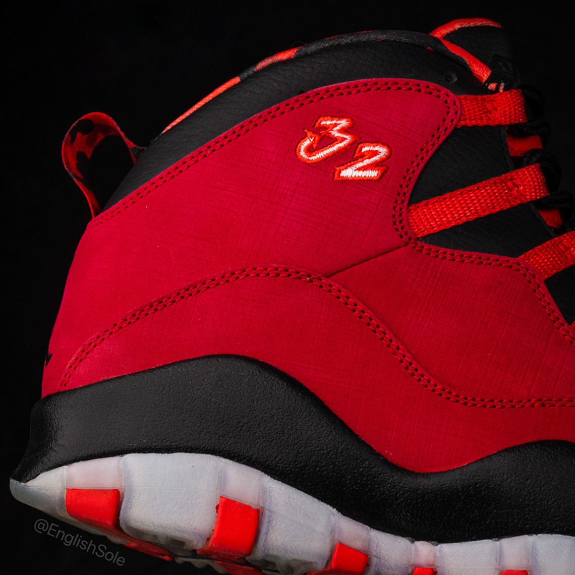 Blake Griffin Check out the Air Jordan VIII 8 3 Peat sample below and head over to Pe 9