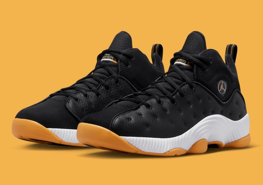The Jordan Jumpman Team II “Black/Taxi” Is Available Now