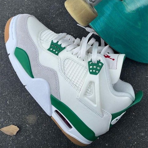 Nike SB Air Jordan 4 Pine Green DR5415-103 | SneakerNews.com