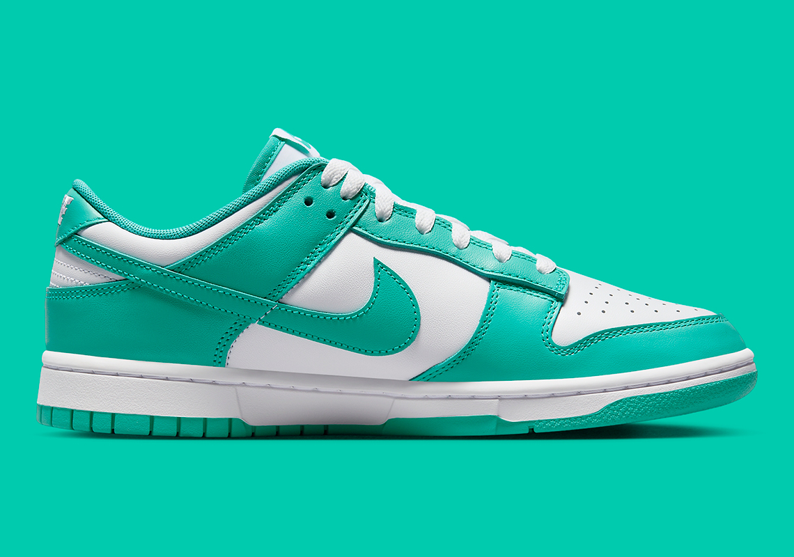 Nike Dunk Low Clear Jade DV0833-101 | SneakerNews.com