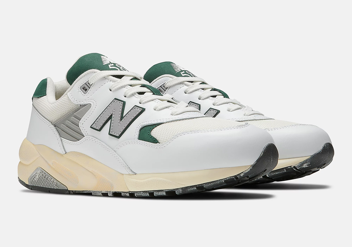 First Look At The New Balance 580 "Green/Cream"
