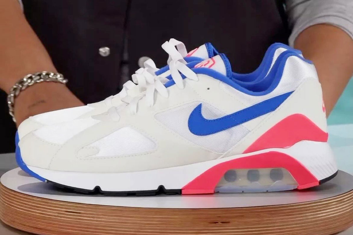 First Look At The Nike navy Air 180 “Ultramarine” With Big Bubbles