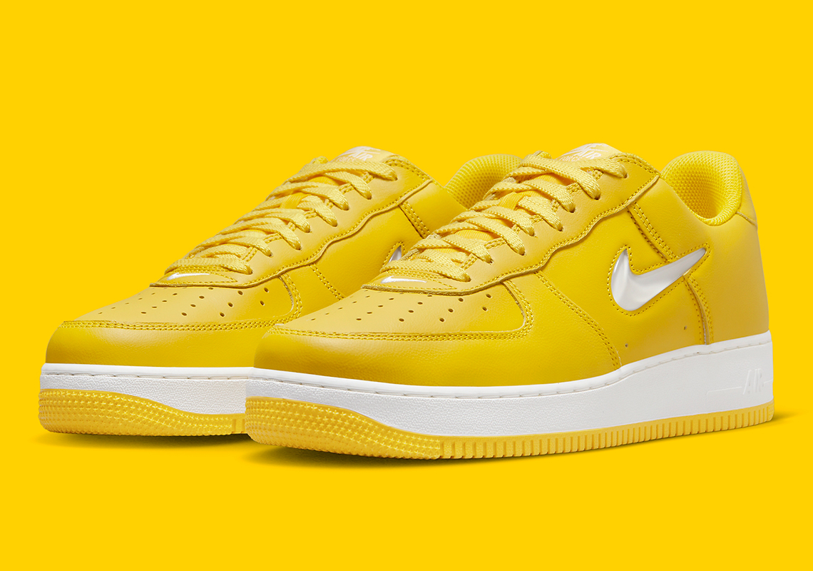 nike rings air force 1 low color of the month yellow fj1044 700 3