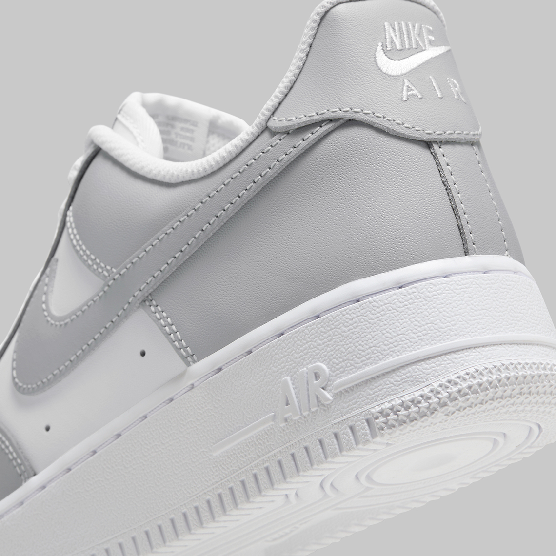 Nike Nike Grå träningsoverall med heltäckande logotyptryck White Grey Fd9763 101 8