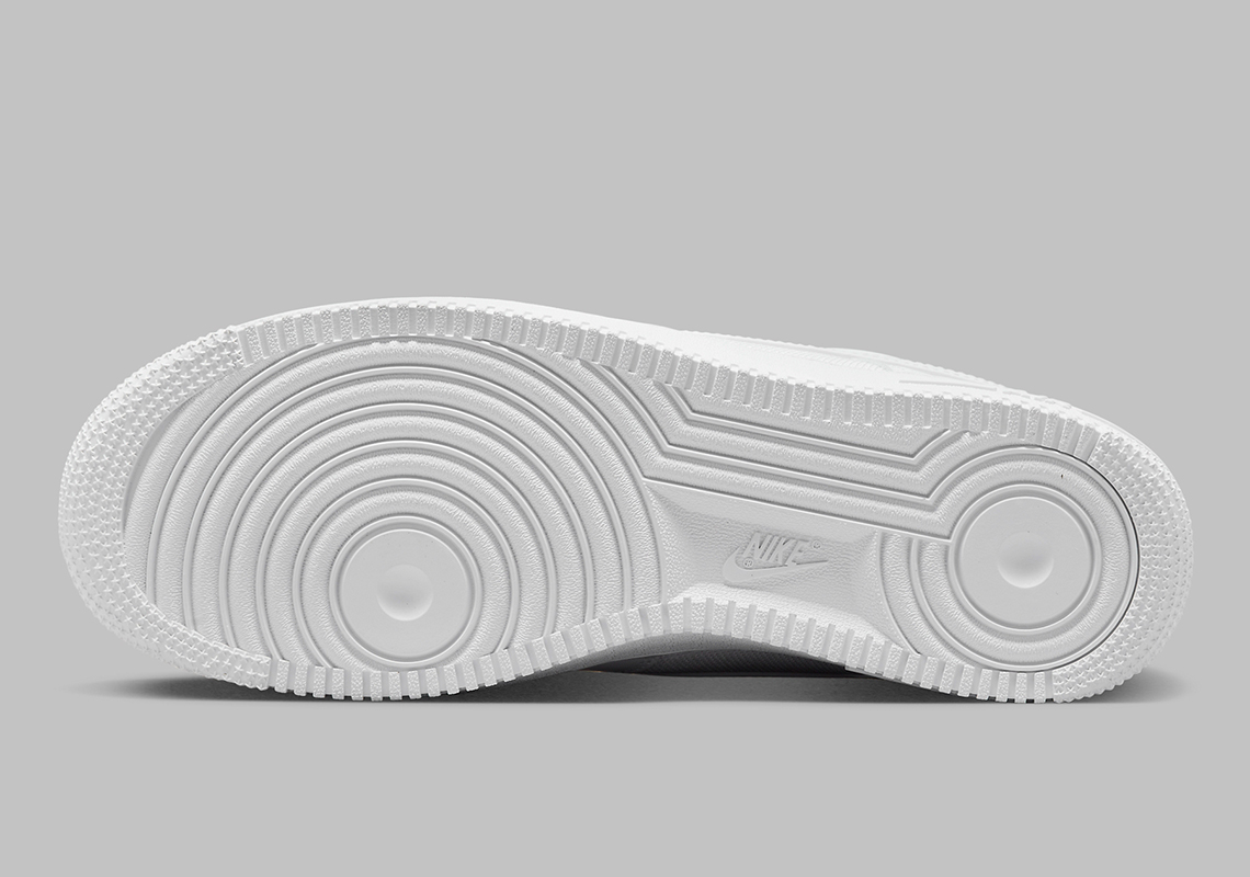 Nike Air Blazer Low Sneakers White Silver Fj4004 100 1