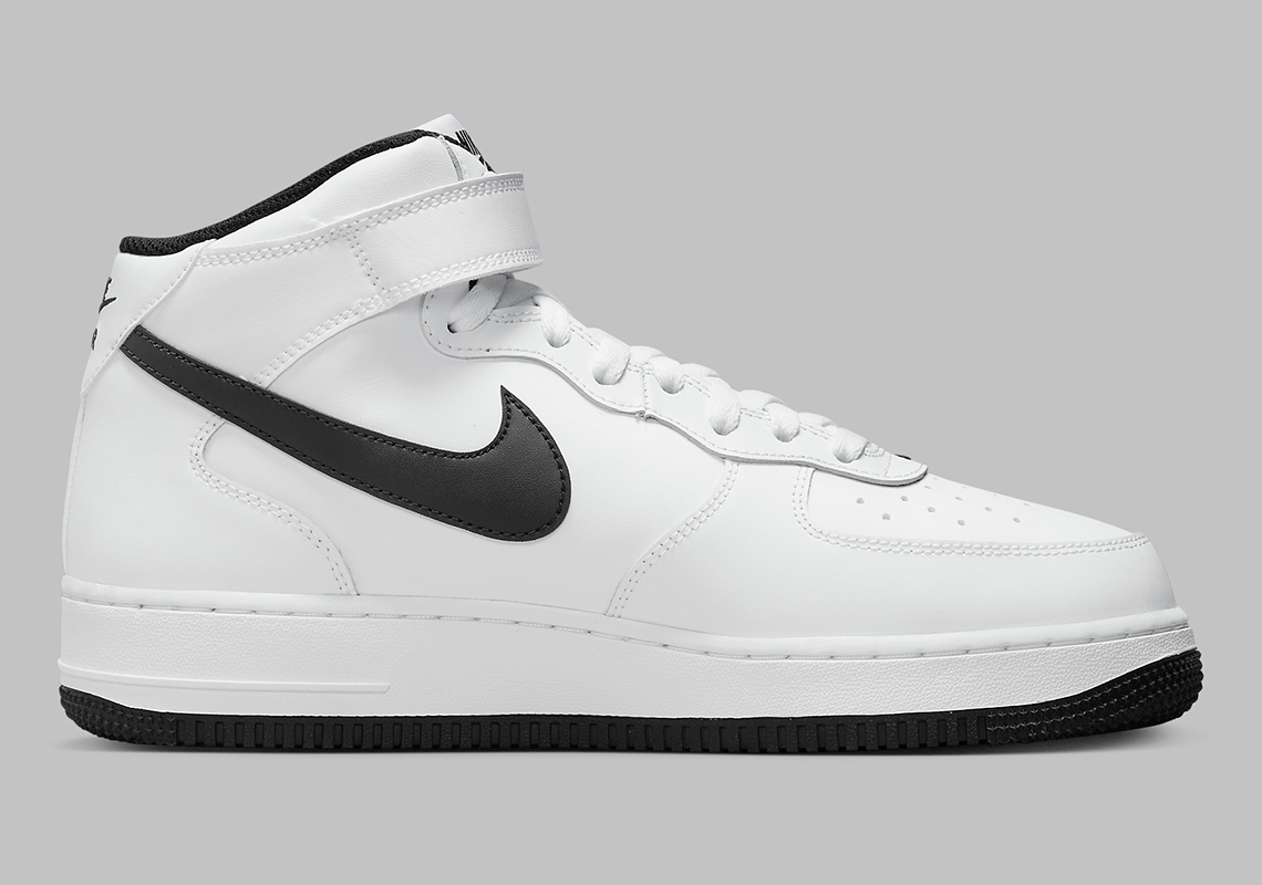 air force one mid black and white