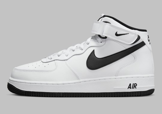 Tried And True “Black/White” Pairing Lands On The Nike Air Force 1 Mid