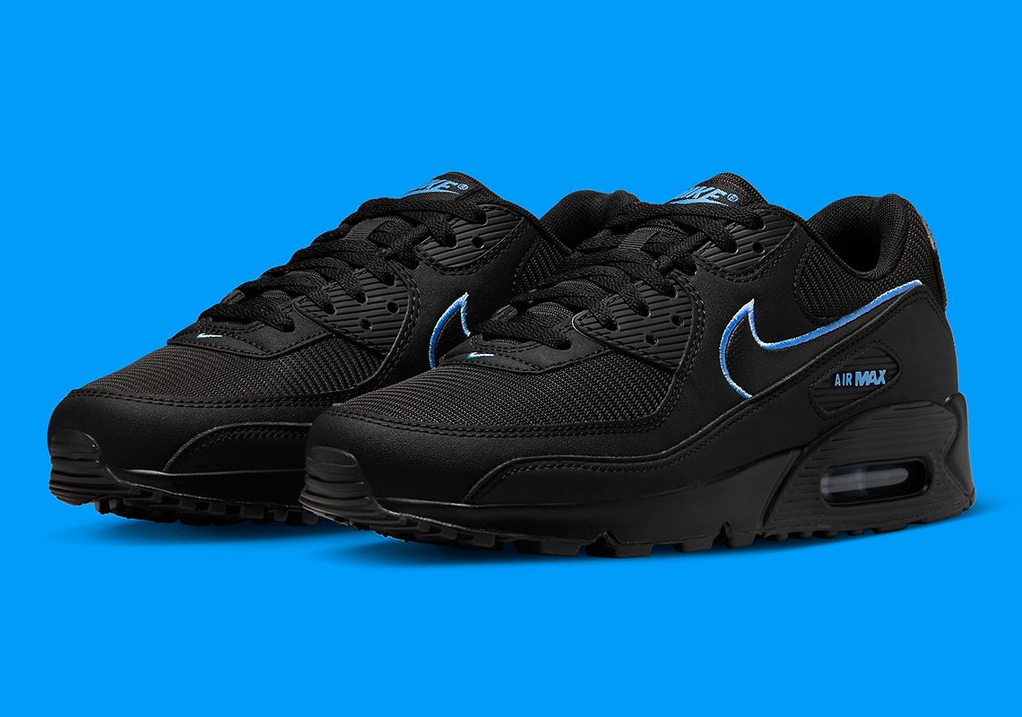 “Black/University Blue” Takes Over The Latest Nike Air Max 90