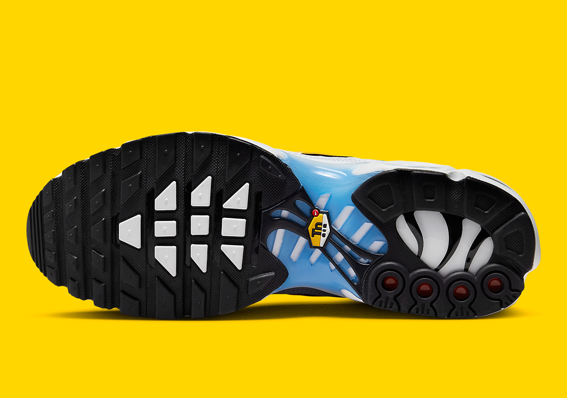 blue nike huarache extreme black friday sale deals Plus White University Blue Yellow Dm0032 101 1