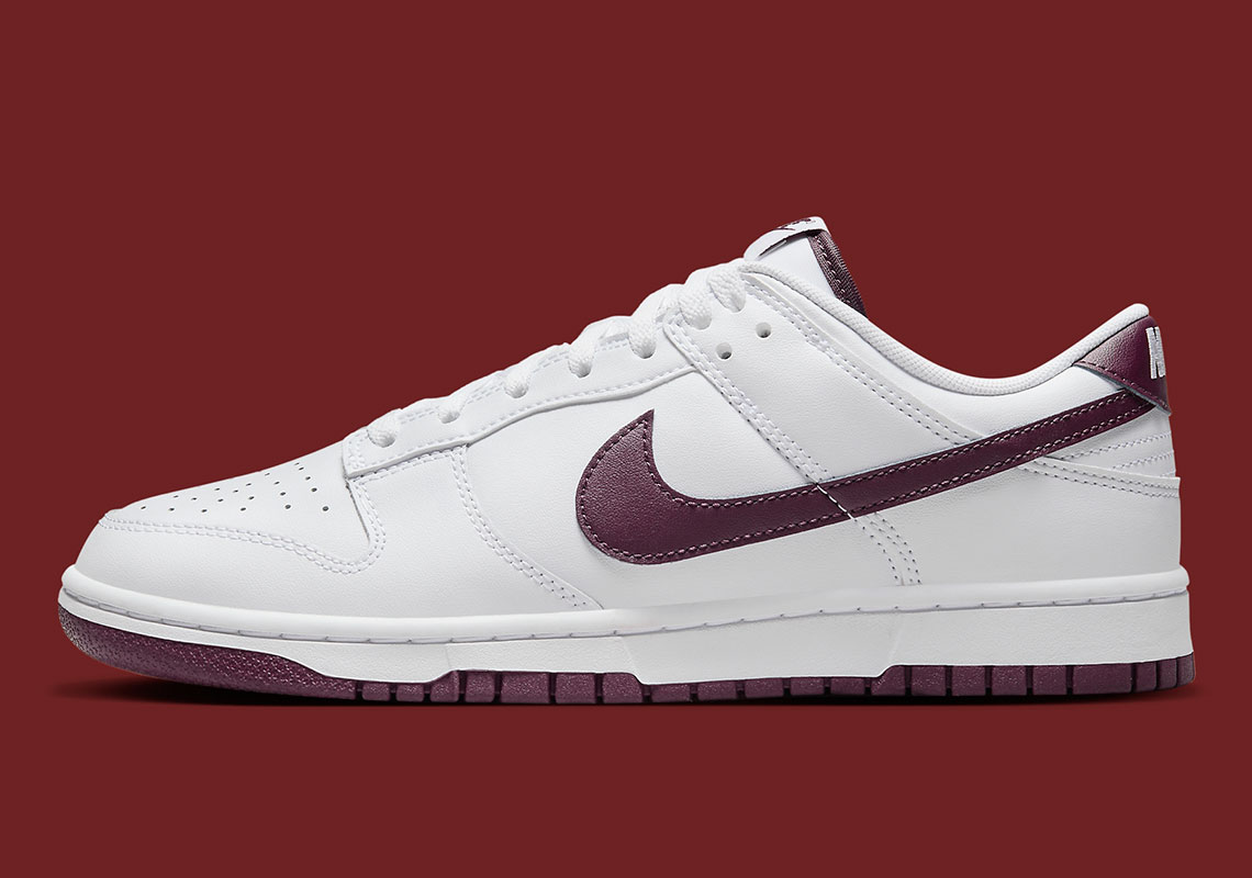 maroon and white dunks