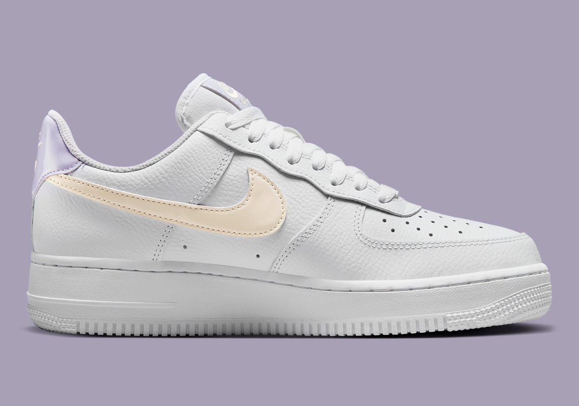 Nike Air Force 1 Low 