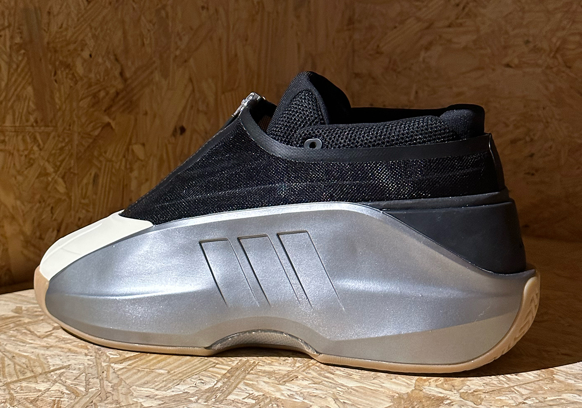 adidas Crazy IIIfinity 2023 3