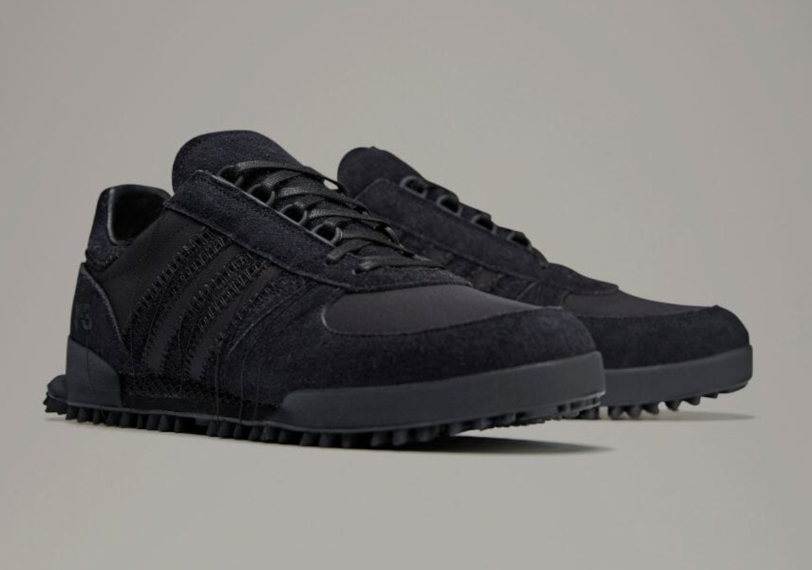 Incomodidad Perspectiva sin adidas Y-3 Marathon TR "Black"/"Off White" Release | SneakerNews.com
