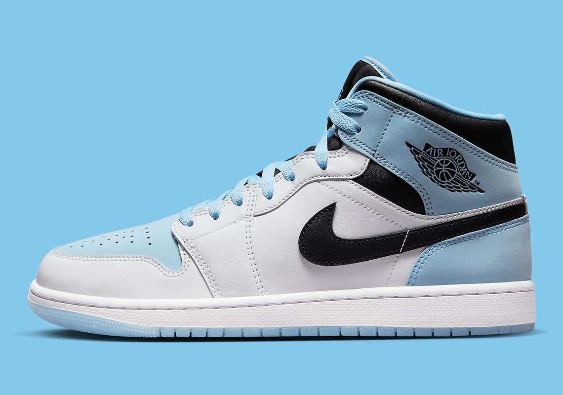 The Air Jordan 1 LV8D 'University Blue' Gives Off 'UNC' Vibes - Sneaker  Freaker