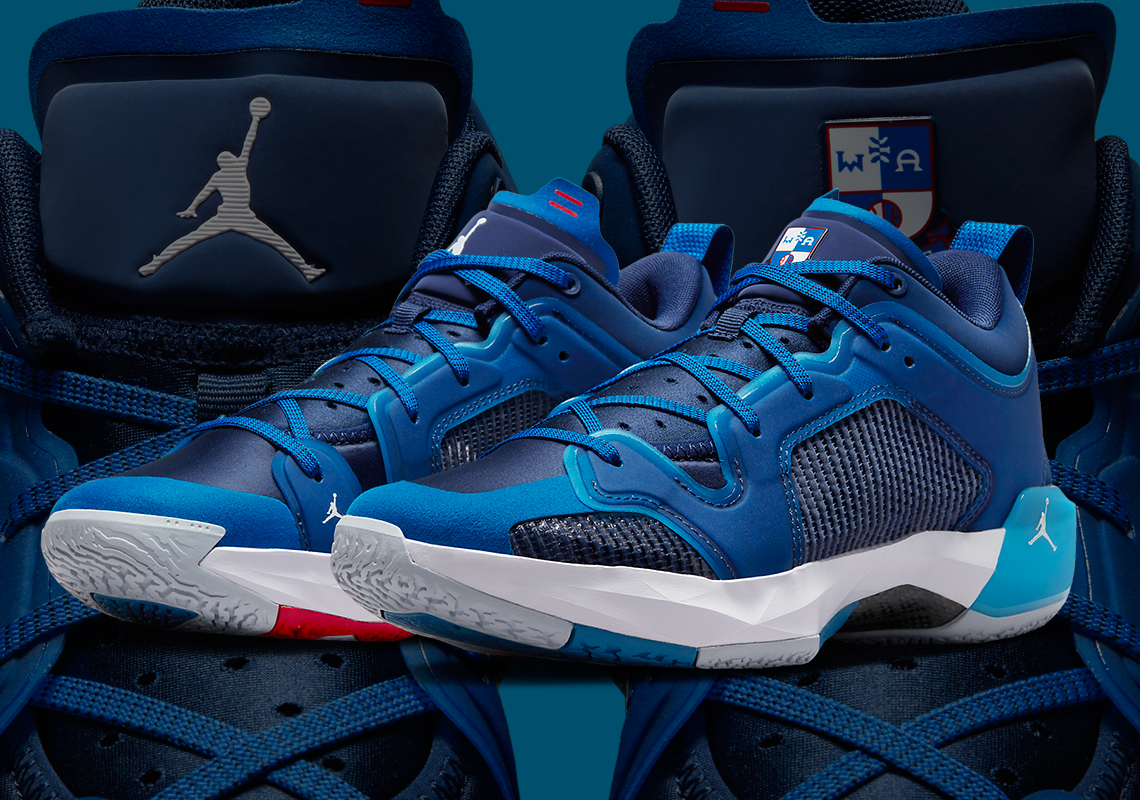 Jordan Brand Core Leggings light blue
