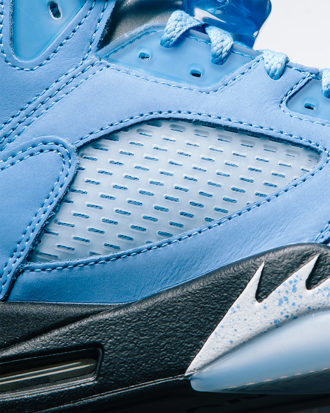 Sneakers Release – Jordan 5 Retro SE “UNC” Men’s  Shoe Launching 3/4